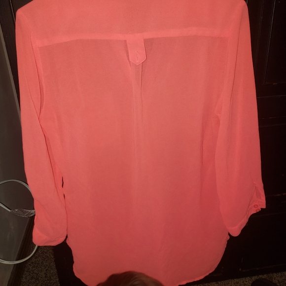 CALS v neck dress top, size small, pink - Picture 4 of 4